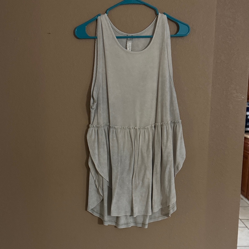 Elegant Green Sleeveless Top